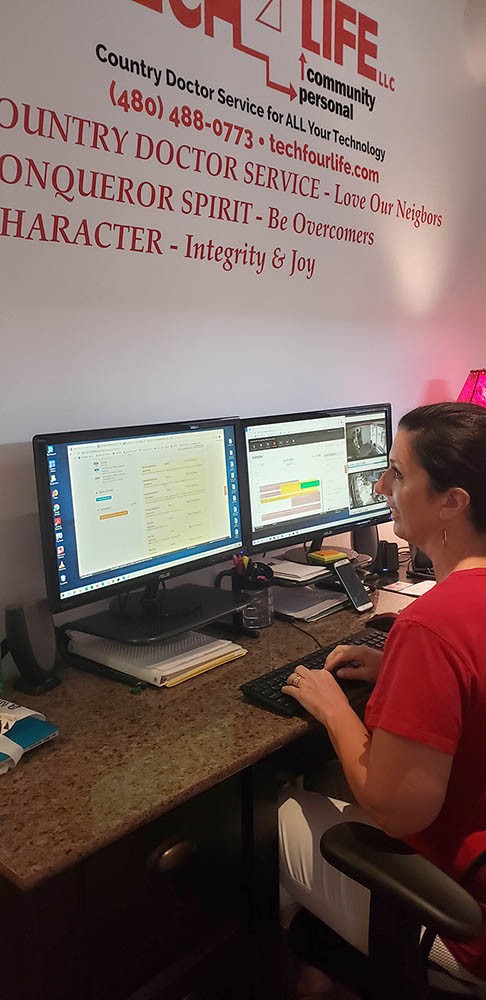 Tech 4 Life Admin, Susan Frederickson, making an appointment Tech 4 Life Admin, Susan Frederickson, making an appointment