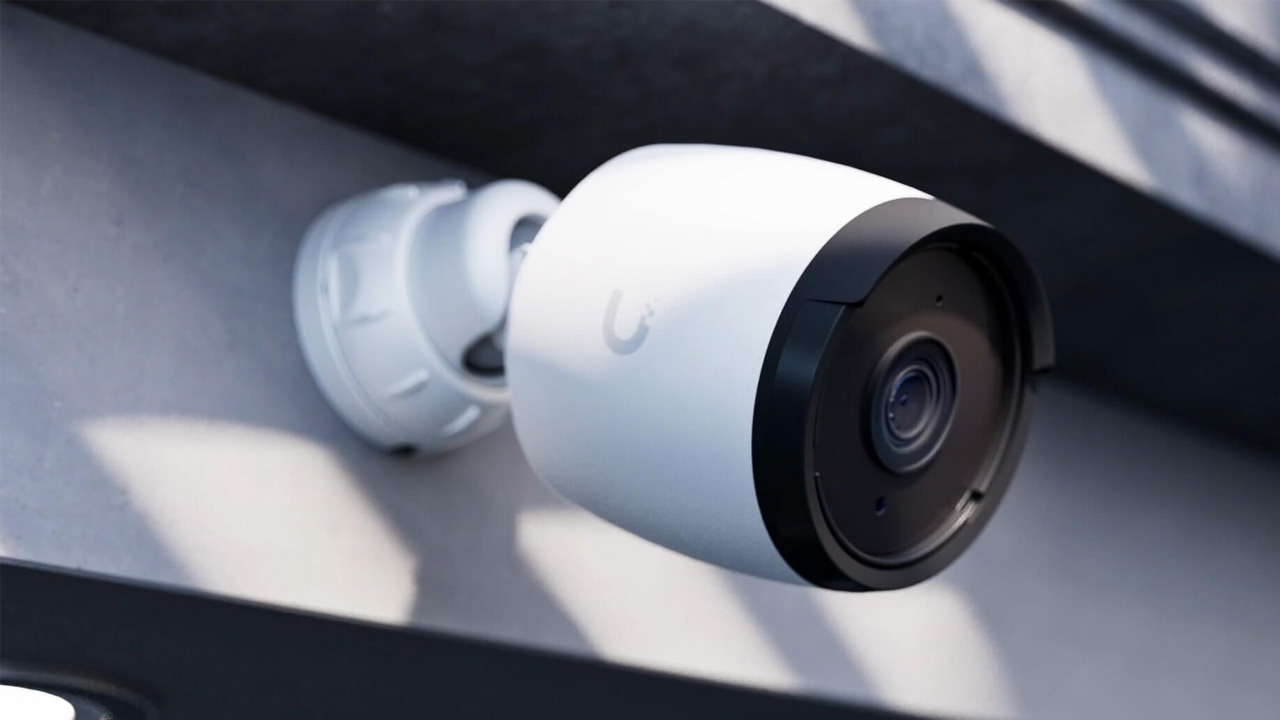 Wireless vs Wired Security Cameras